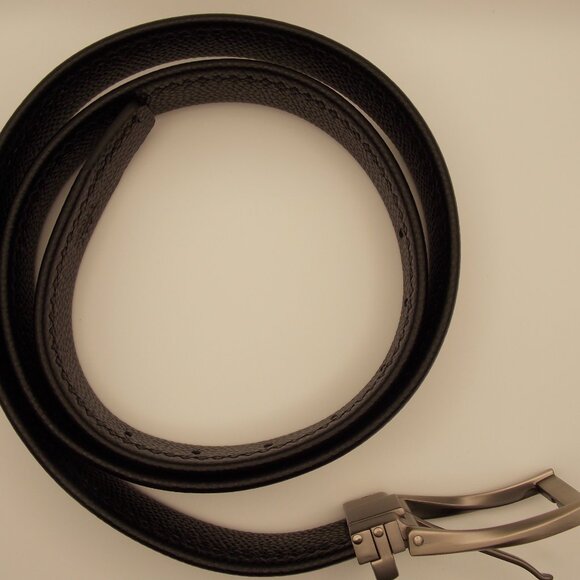 NWT-Men's Casual Black Cowhide Belt with Alloy Buckle Size 44 - Picture 2 of 4